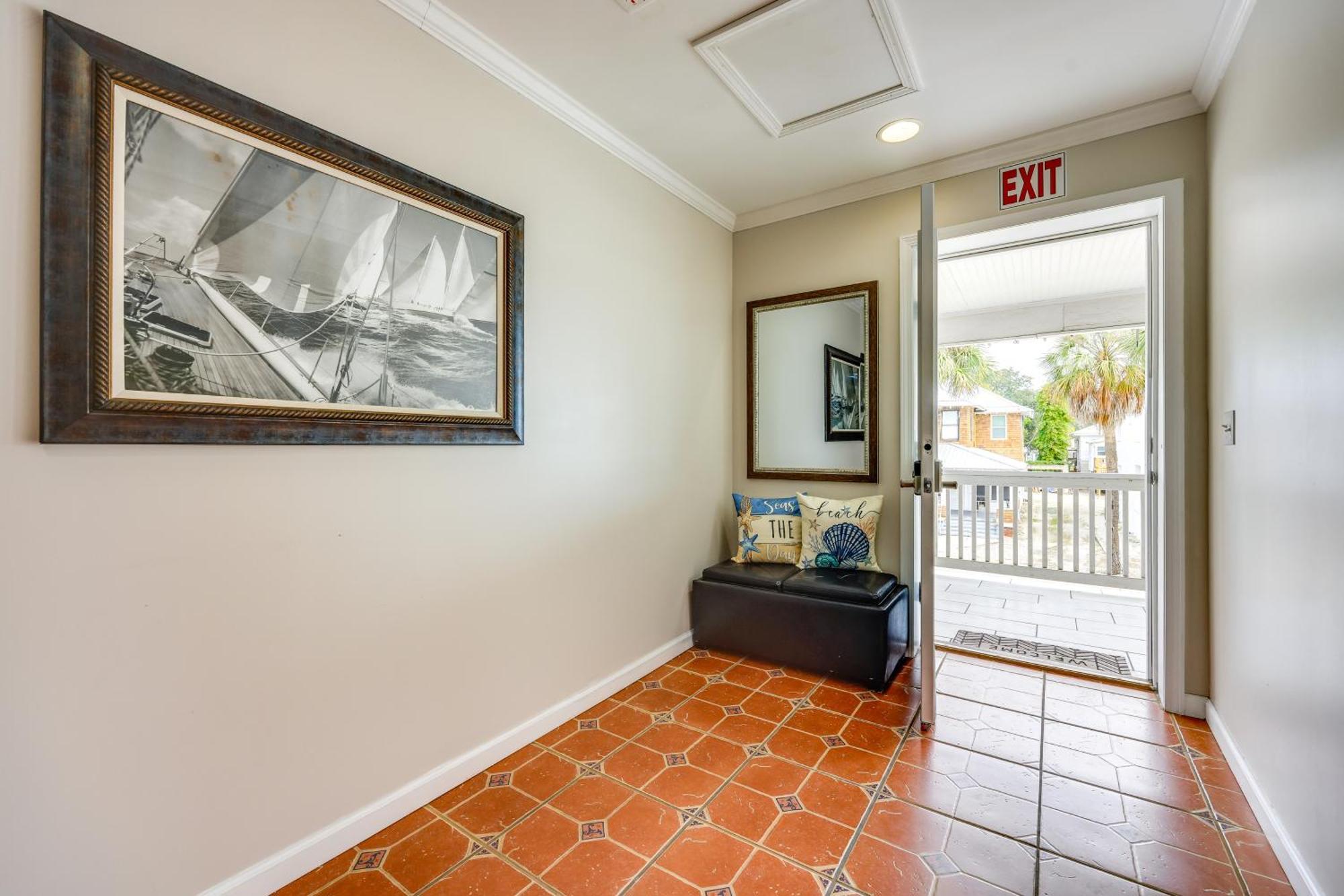 Apartment Upscale In Downtown St Augustine!